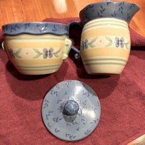 Pfaltzgraff sugar and creamer